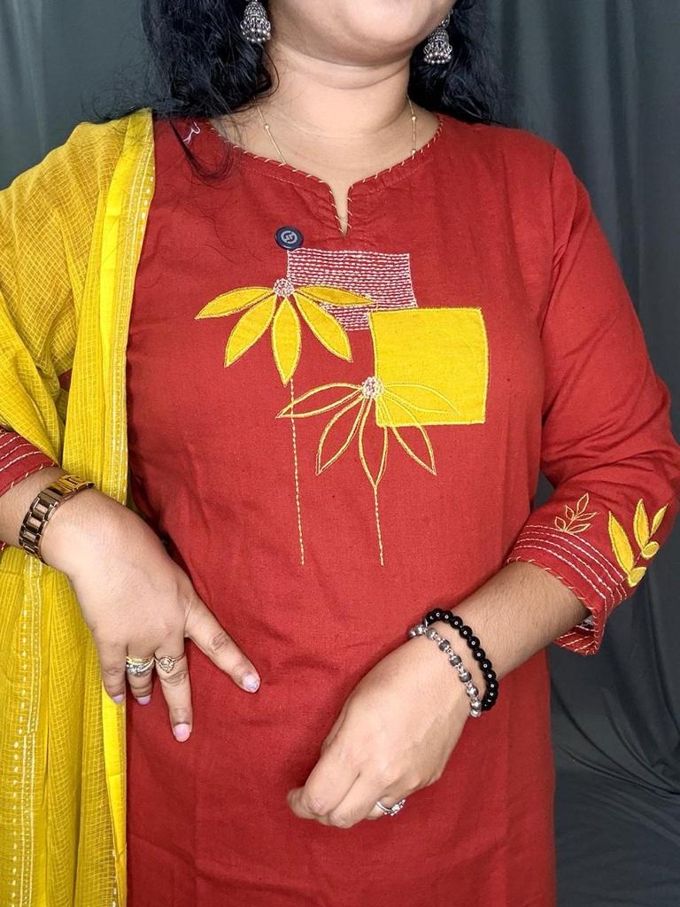L0160 Anaya Reddish Appleque Work Slit 3PC Set