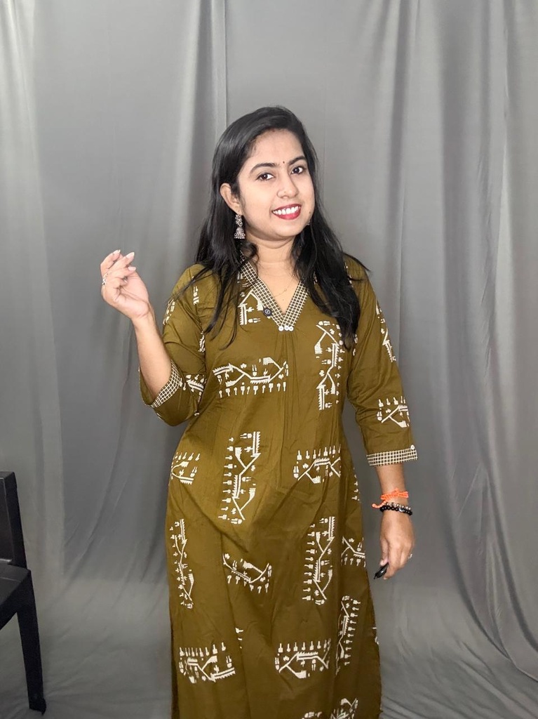  L0204 Anvita Mehandi Aline Slit 2PC Set 