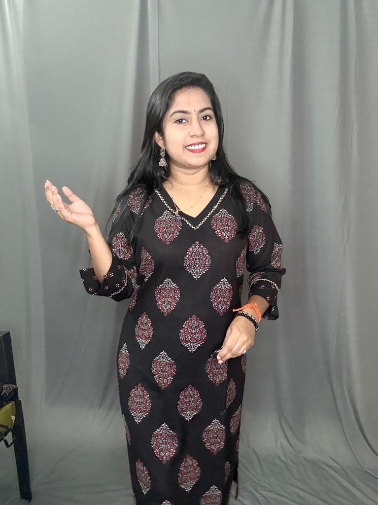 L0205 Anvita Black Sequnce Slit 2PC Set