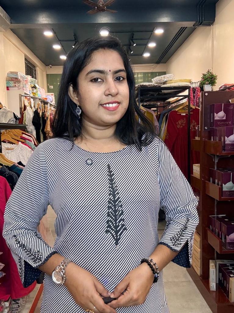 L0223  Anvita White & Black Stripe Slit Kurti 