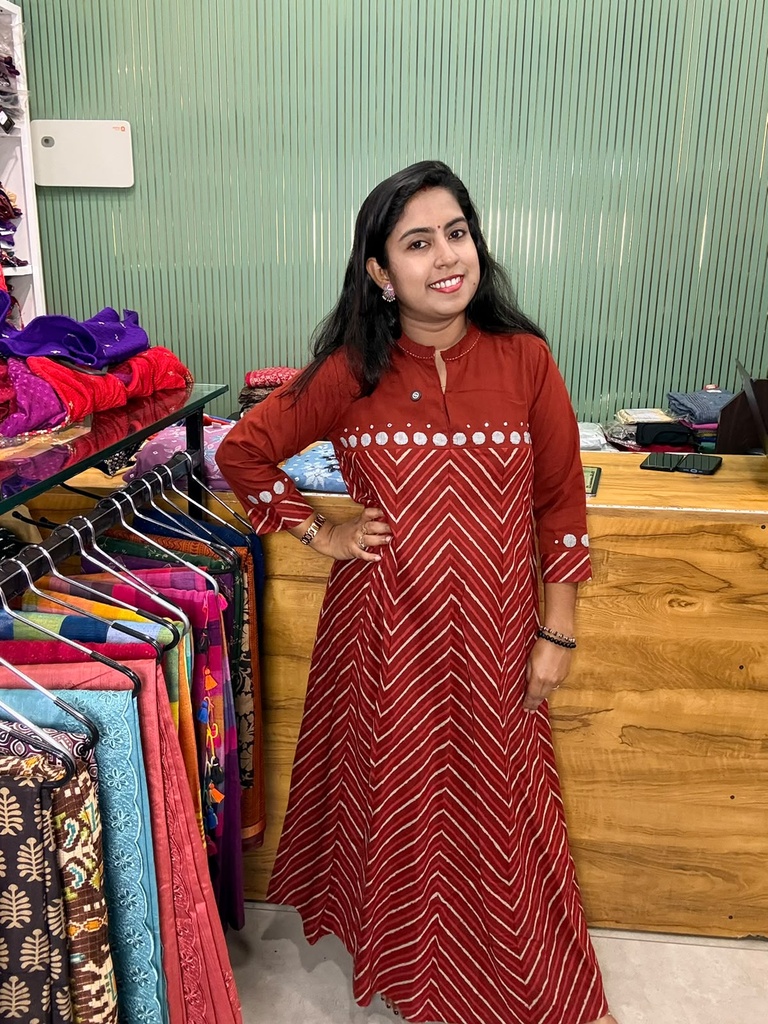 L0233 Anvita Rust 12 Panel Aline Kurti 