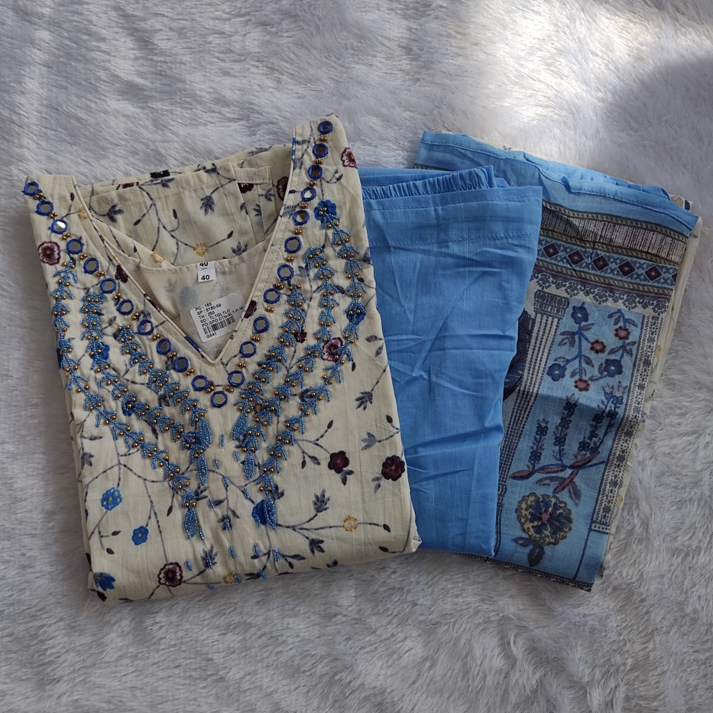 Offwhite Small Floral Print Cotton 3PCS Set With Handwork 