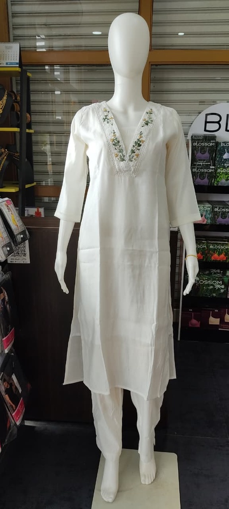 Kerala Cream Heavy Embroidery Slit 2PC set 
