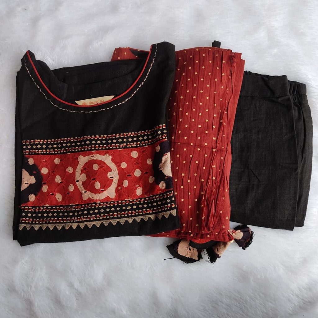 Anaya Hakoba Patch Work Black&Maroon Full Set