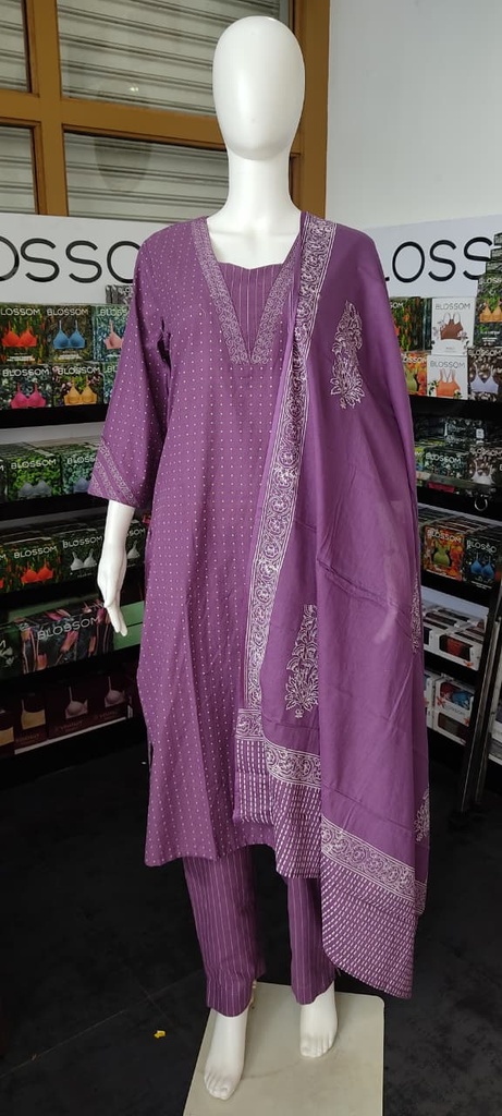 Anaya Purple Weaving Pattern Slit Full Set 