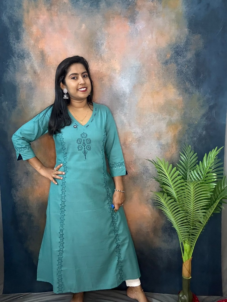 Anvita Rama Green Princesscut With Hand Paint & Mirror Work Aline Slit Kurti 