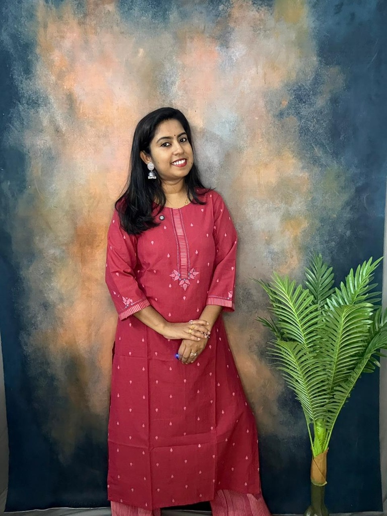 Anvita Reddish Maroon Slit Kurti With Strips Palazzo Pant