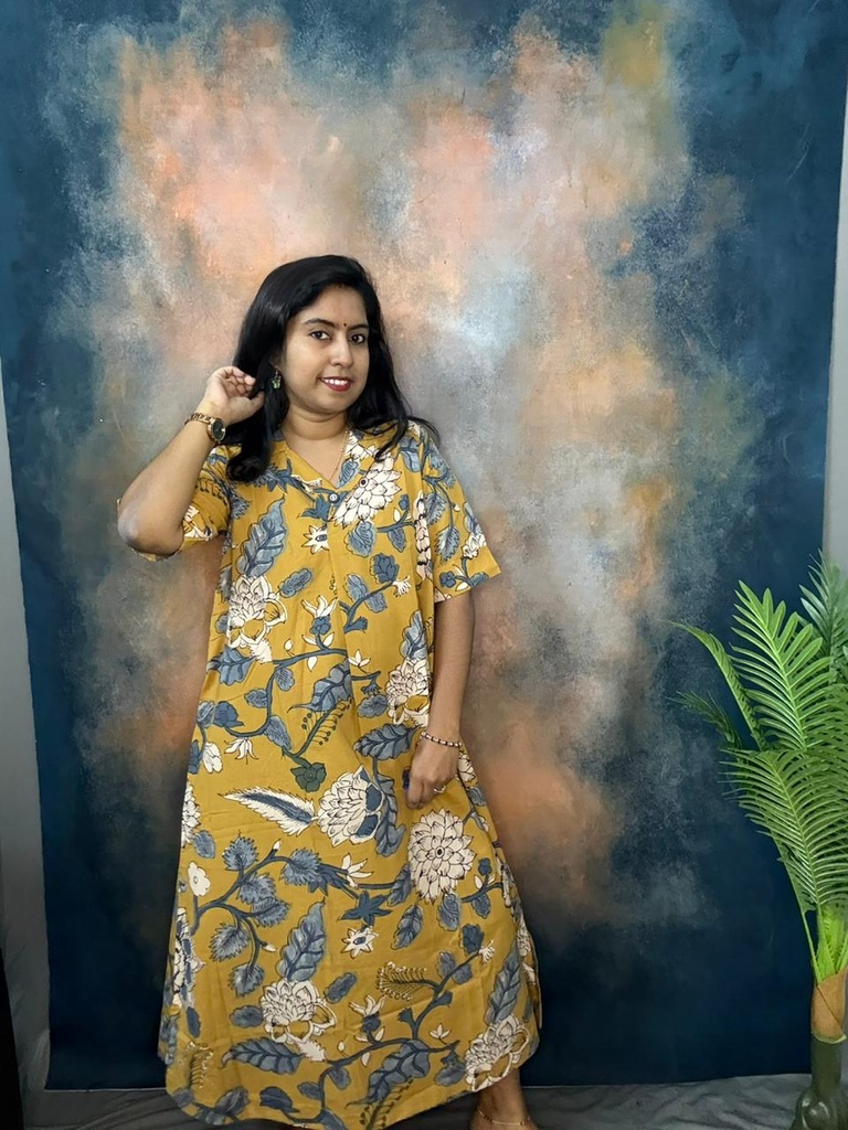 Anvita Collarneck Short Sleeve Aline Kurti 