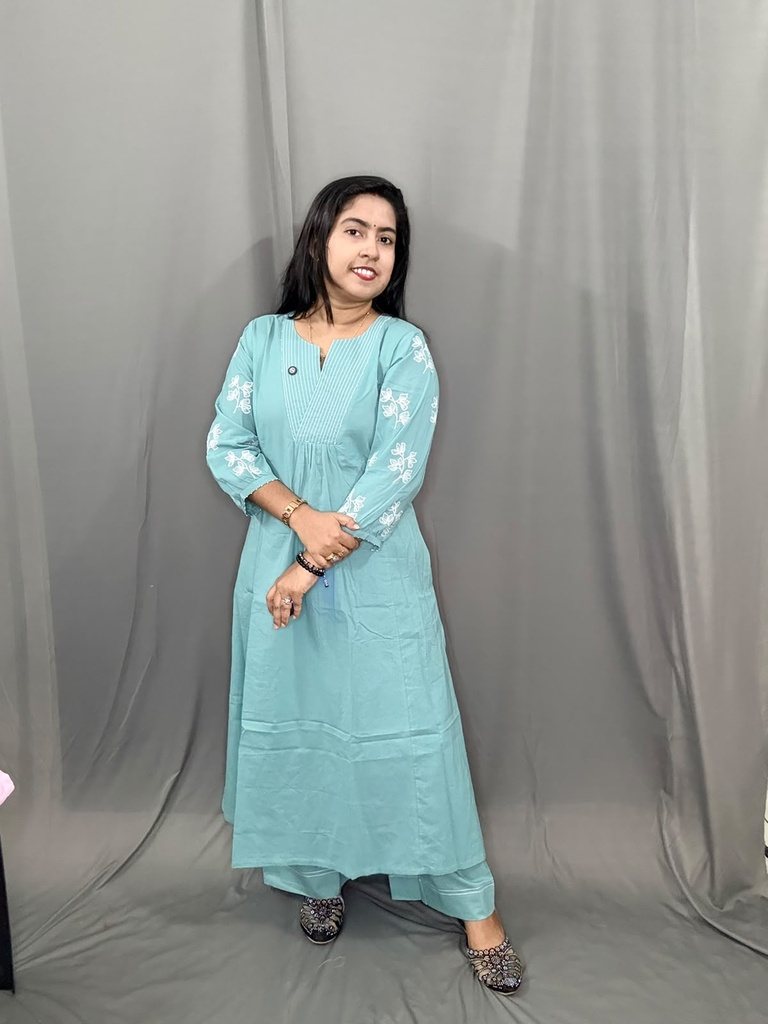 L0210 Anvita Thread Work Aline Slit 2PC Set