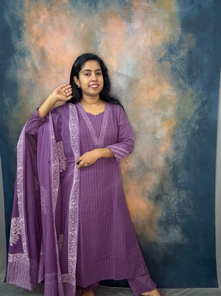 Anaya Purple Weaving Pattern Slit Full Set 