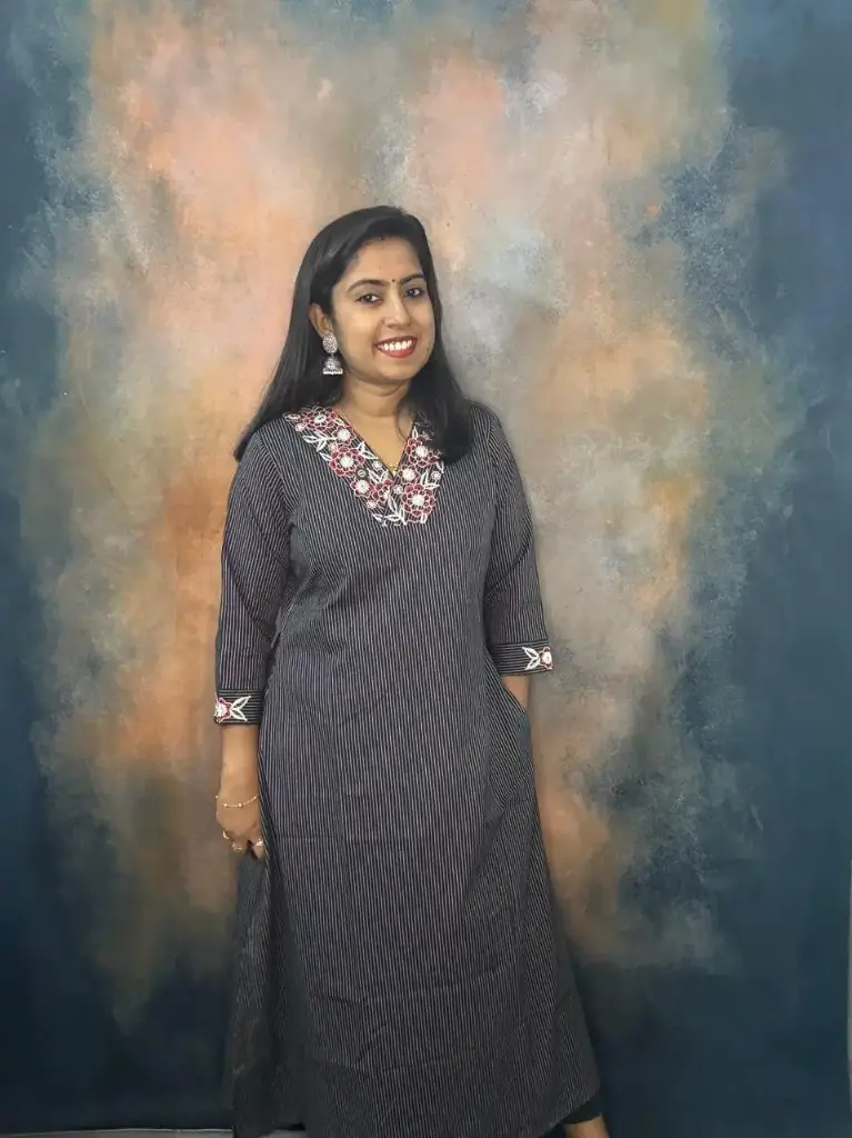 Anvita Cotton Strips V-Neck Aline Slit Kurti With Pocket 