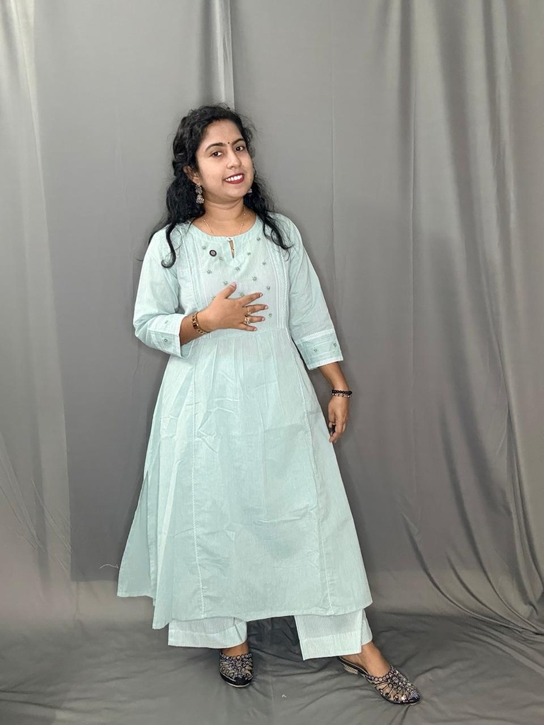 L0162 Anvita Pricesscut Aline Slit 2PC Set