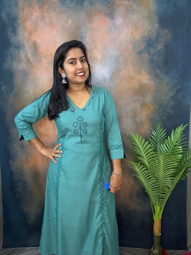 Anvita Rama Green Princesscut With Hand Paint & Mirror Work Aline Slit Kurti 