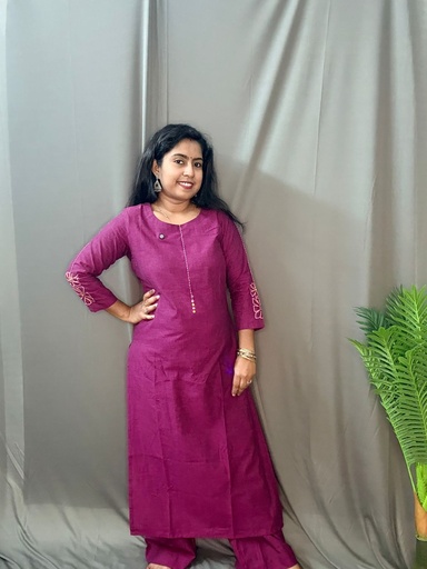 L0113 Anvita Wine 2PC Set