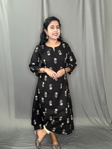 L0159 Anvita Black & White  Aline Slit