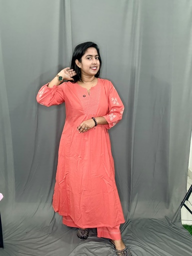L0210 Anvita Thread Work Aline Slit 2PC Set